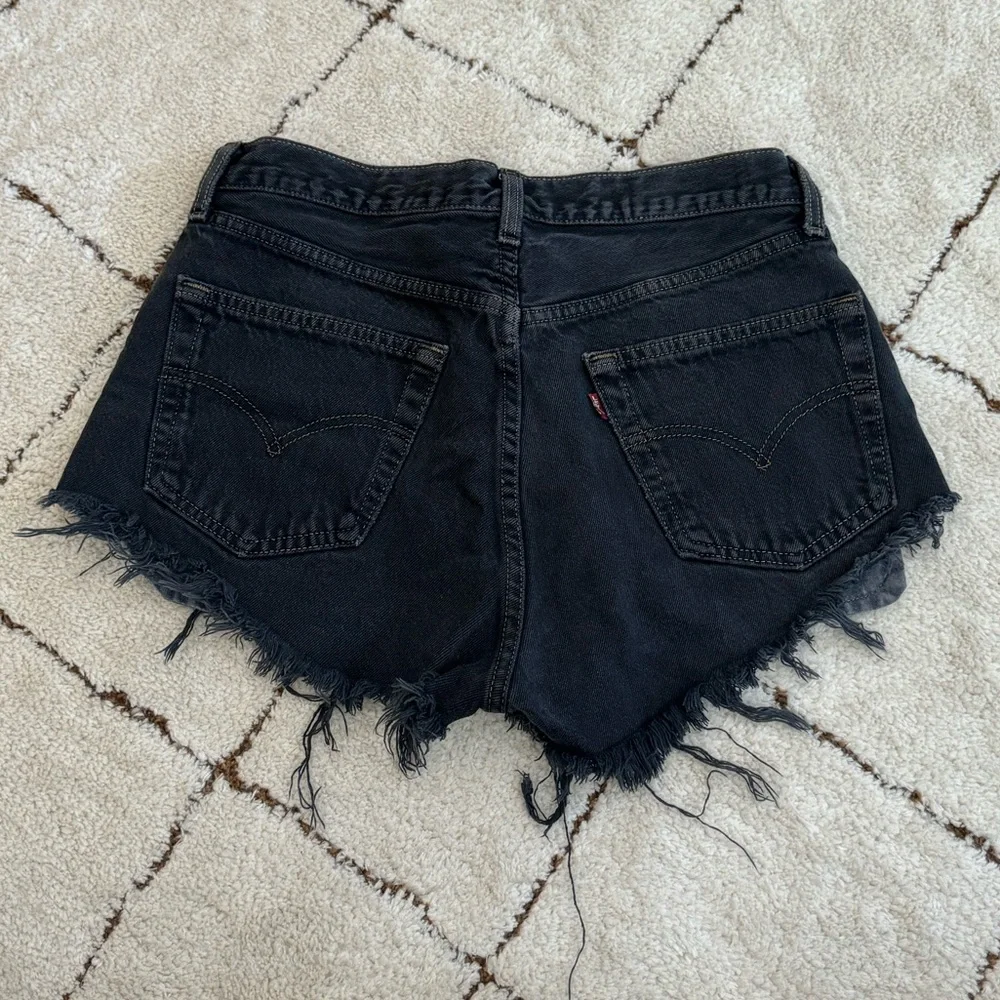 Levi’s - Vintage Jean Shorts - Picture 3 of 16
